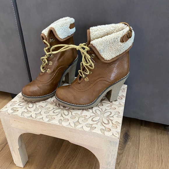 Bucco booties never worn 6 - Picture 2 of 4